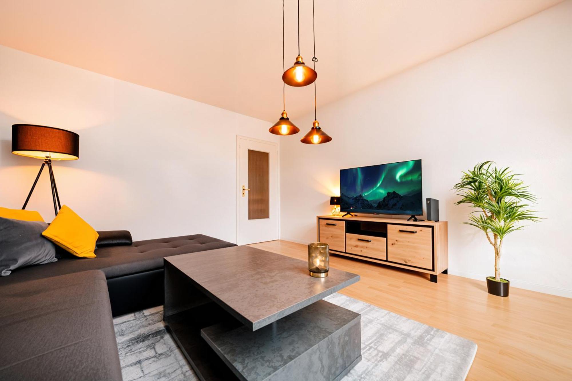 Smart Home - Essen - Perfect For 5 Guests! Central - Balcony - Netflix - Free Parking Zone Luaran gambar